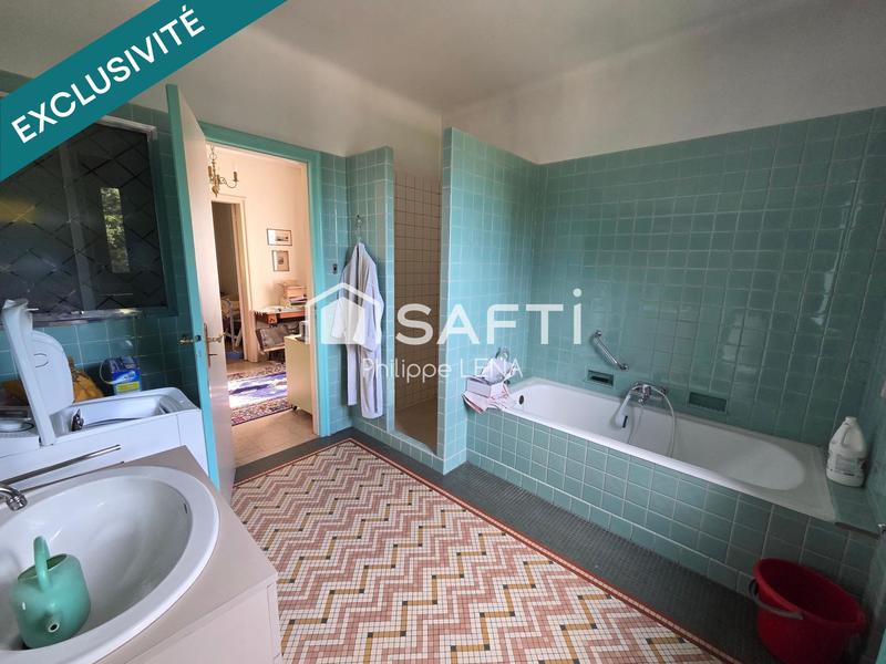 Villa - 238 m² - 7 pièces