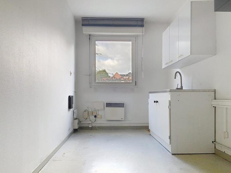 Local d'activité / Entrepôt - 101 m² - 5 pièces