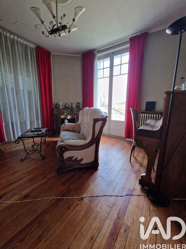 Maison - 223 m² - 12 pièces