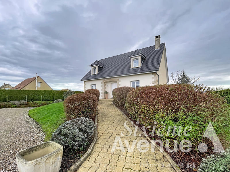 Maison - 143 m² - 6 pièces
