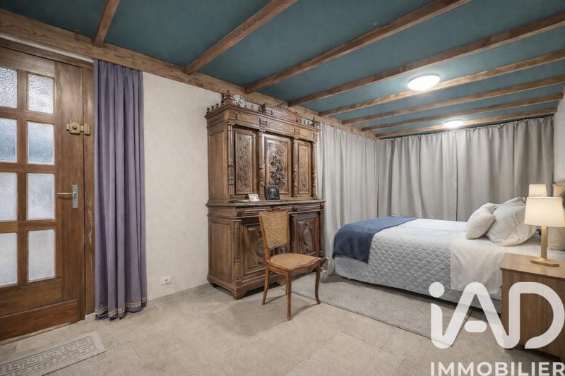 Maison - 145 m² - 8 pièces