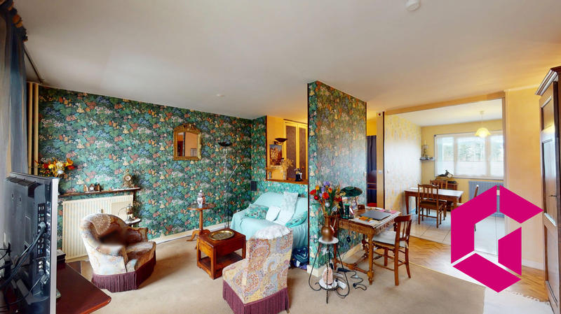 Appartement - 100 m² - 5 pièces