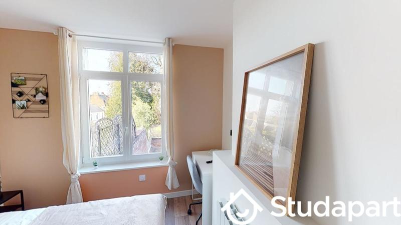 Chambre - 12 m² - 1 pièce