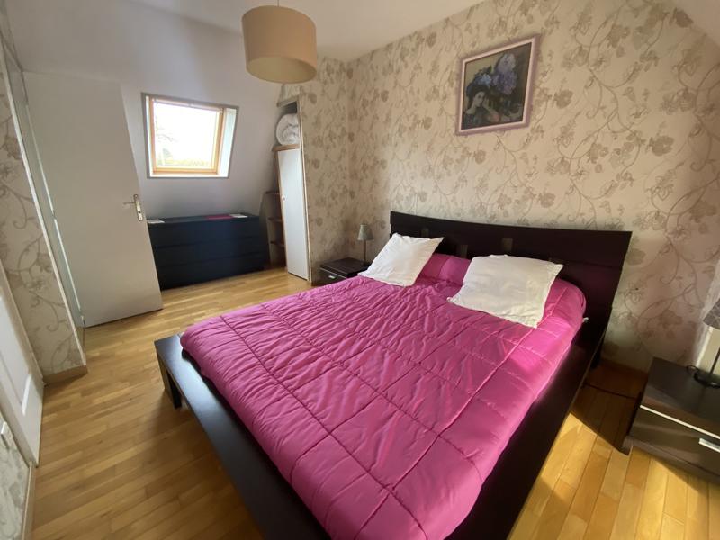 Maison - 295 m² - 12 pièces