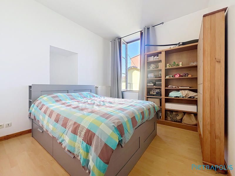 Appartement - 106 m² - 5 pièces