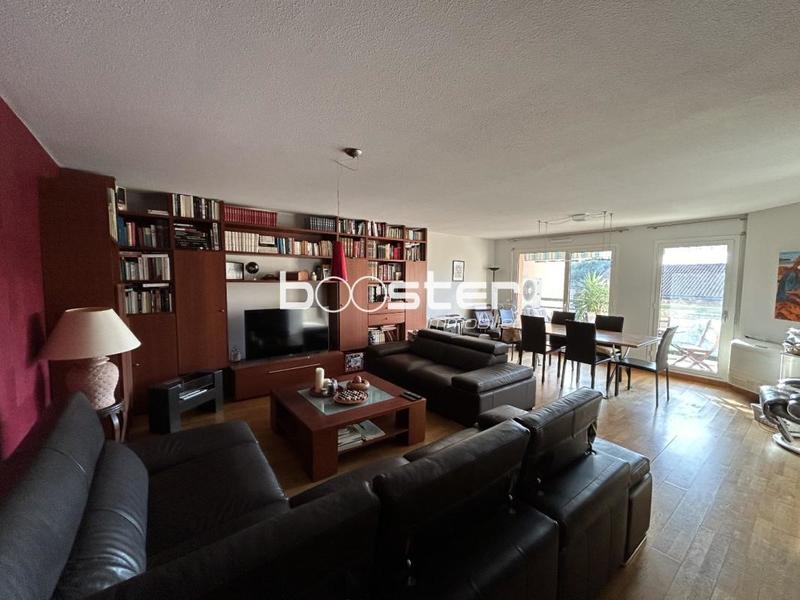 Appartement ancien - 105 m² - 4 pièces