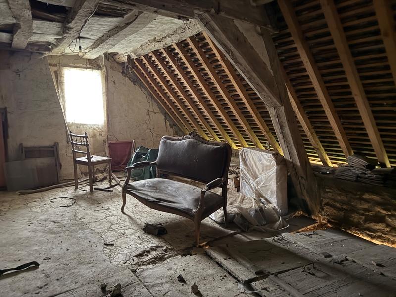 Maison - 220 m² - 8 pièces