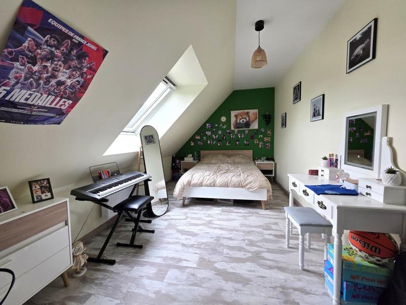 Maison - 145 m² - 8 pièces