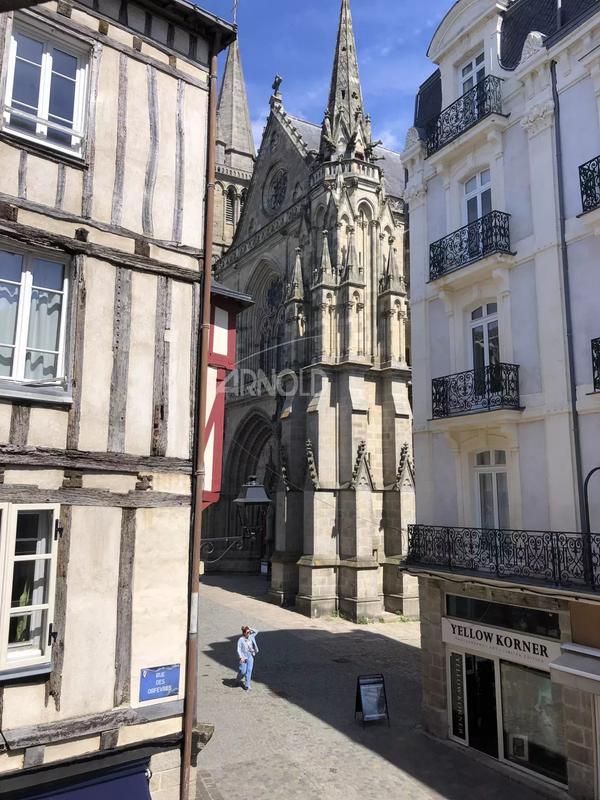 Appartement - 80 m² - 4 pièces