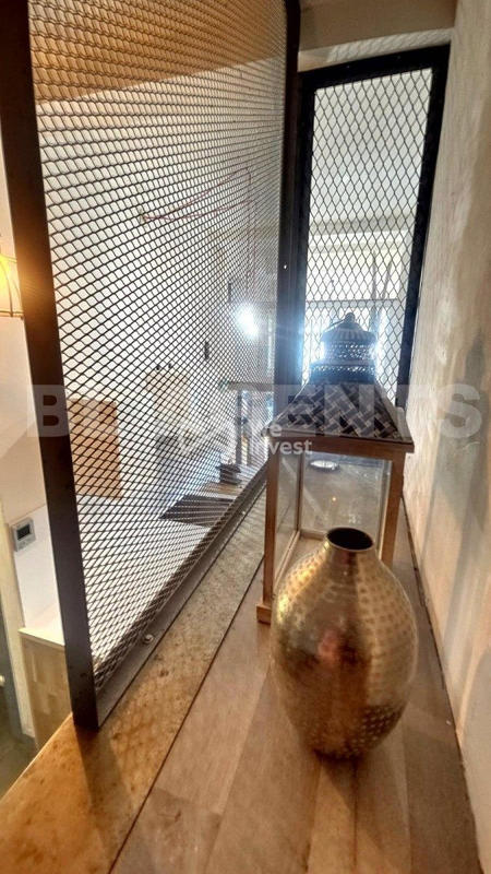 Loft - 120 m² - 5 pièces