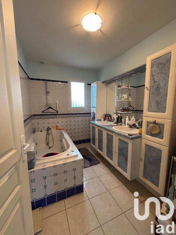 Maison - 187 m² - 7 pièces