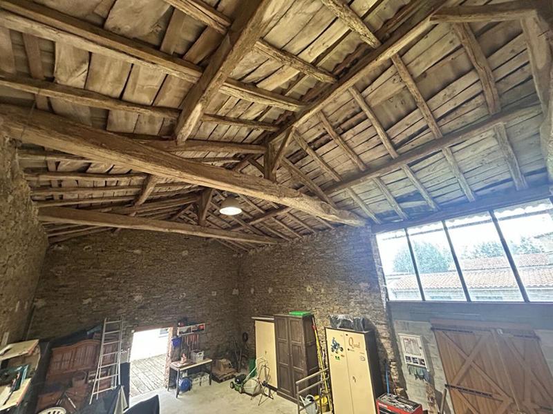 Maison - 185 m² - 8 pièces