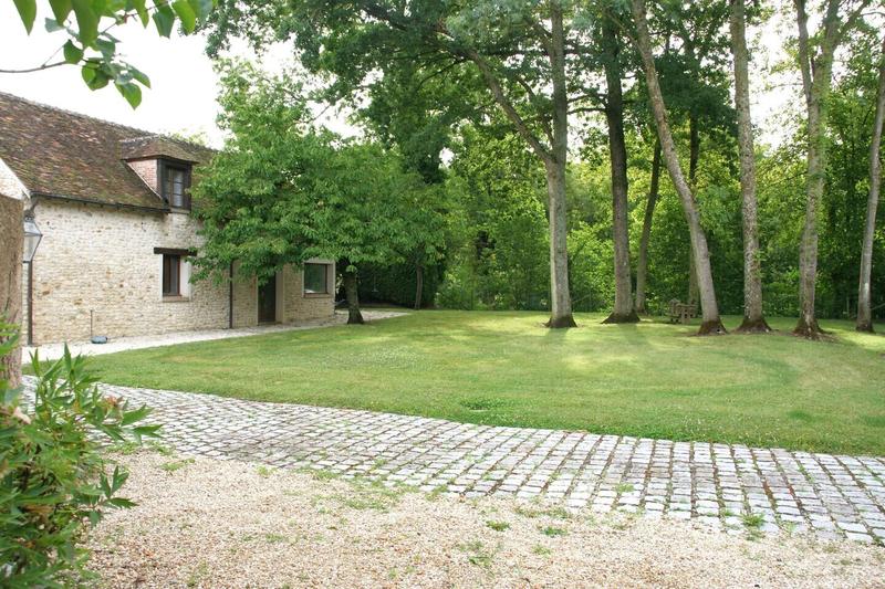 Propriété - 200 m² - 7 pièces