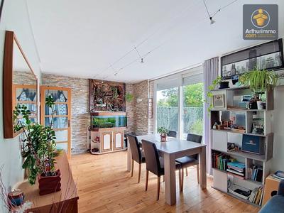 Appartement - 92 m² - 5 pièces