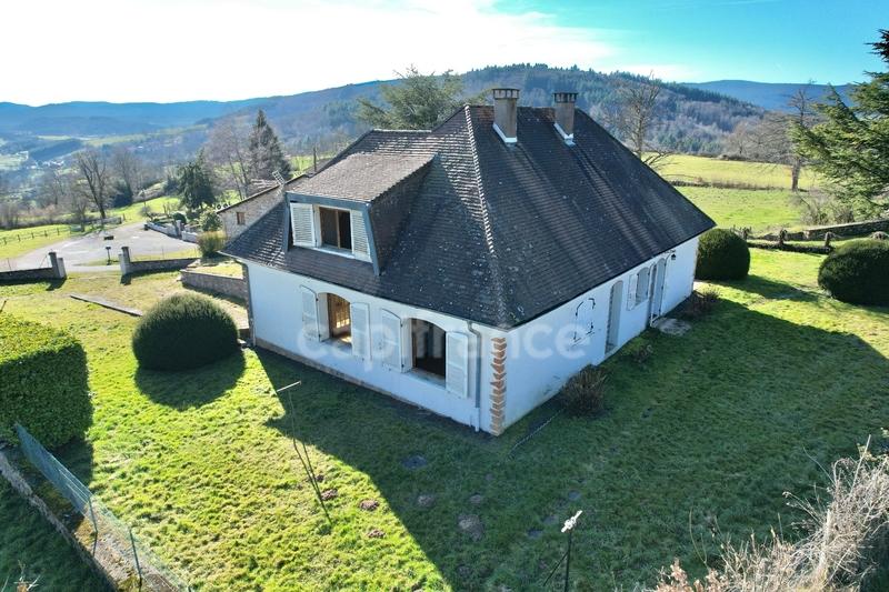 Maison - 185 m² - 6 pièces