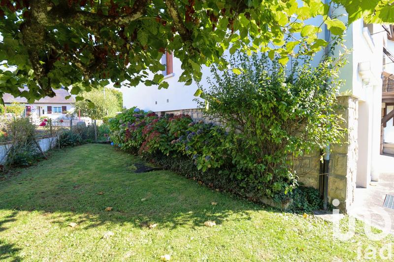 Maison - 161 m² - 7 pièces