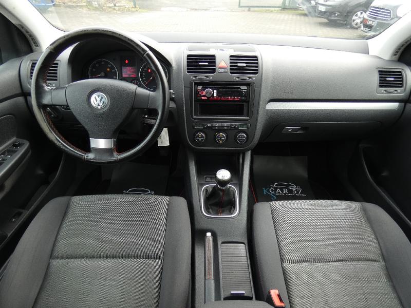 Volkswagen Golf 1.6 16s Fsi Confort