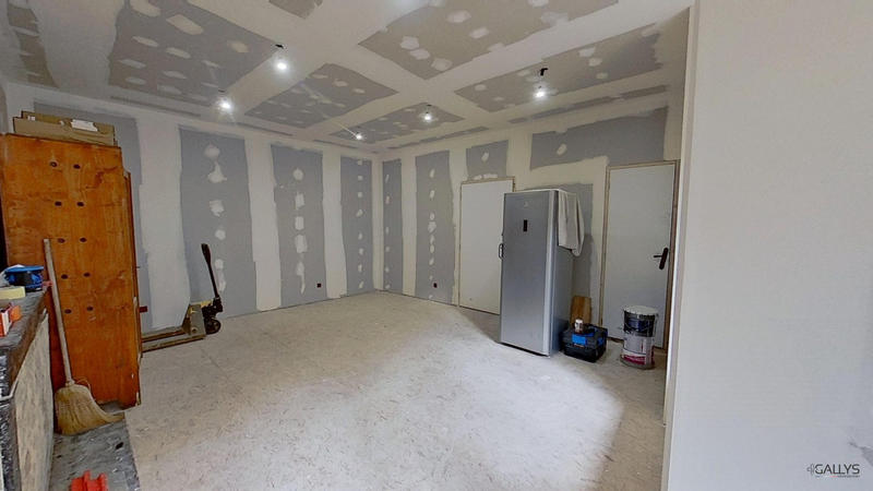 Maison ancienne - 282 m² - 7 pièces