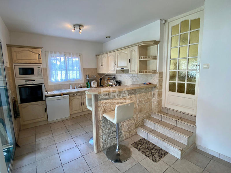 Maison - 140 m² - 5 pièces