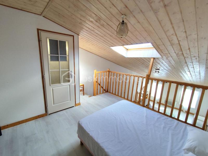 Maison jumelée - 107 m² - 4 pièces