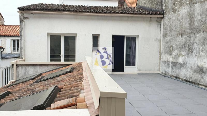 Maison de ville - 280 m² - 10 pièces