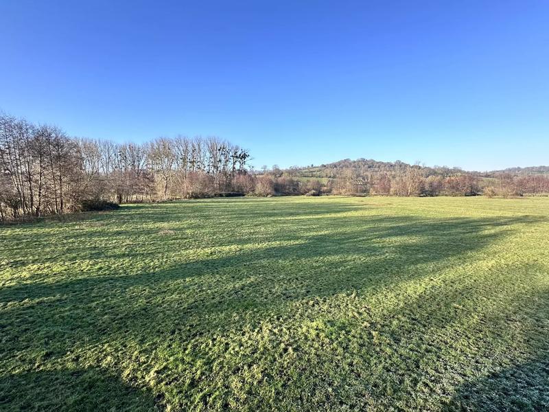 Propriété - 157 m² - 6 pièces