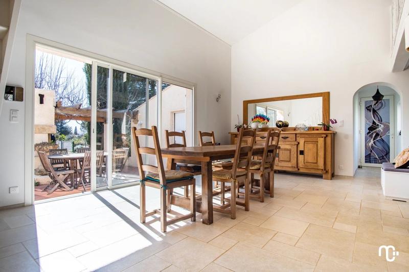 Maison - 108 m² - 5 pièces