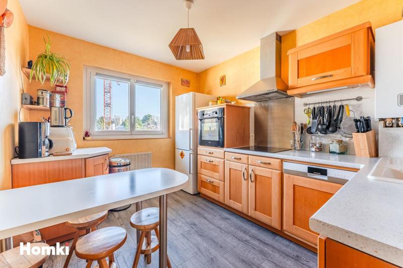 Appartement - 82 m² - 4 pièces