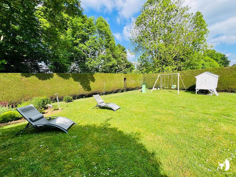 Maison - 140 m² - 9 pièces