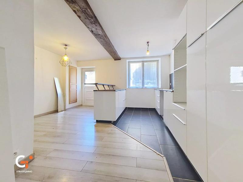 Maison - 110 m² - 4 pièces