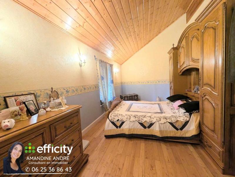 Appartement - 144 m² - 5 pièces