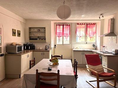 Maison - 155 m² - 7 pièces