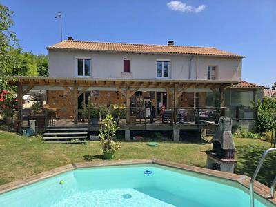 Maison ancienne - 126 m² - 6 pièces