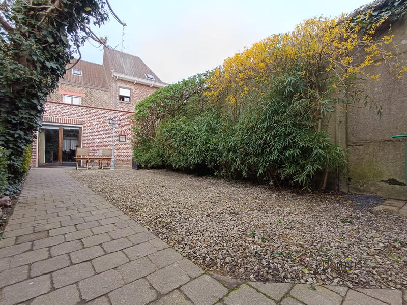 Maison - 105 m² - 4 pièces