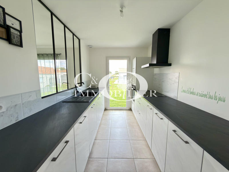 Maison - 97 m² - 5 pièces