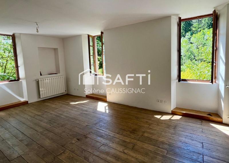 Maison - 242 m² - 9 pièces