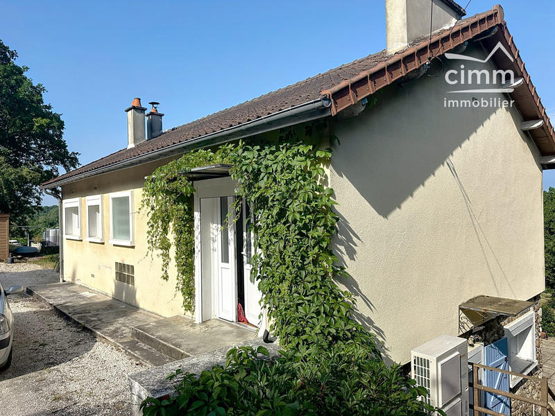 Maison - 135 m² - 6 pièces