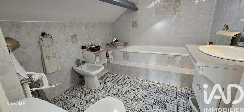 Maison - 108 m² - 5 pièces