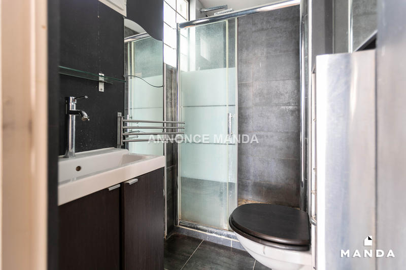 Studio - 24 m² - 1 pièce