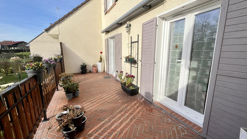 Maison - 90 m² - 4 pièces