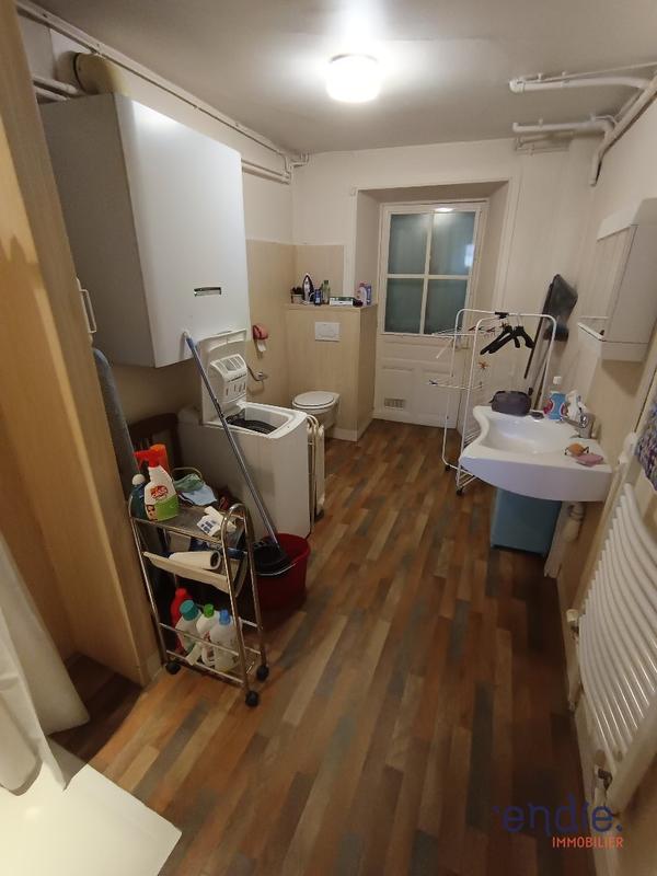 Maison - 195 m² - 7 pièces