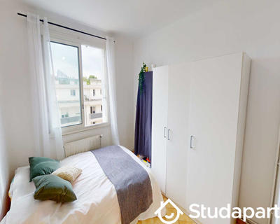 Chambre - 70 m² - 1 pièce
