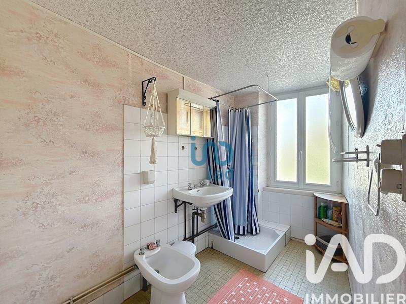 Maison - 194 m² - 7 pièces