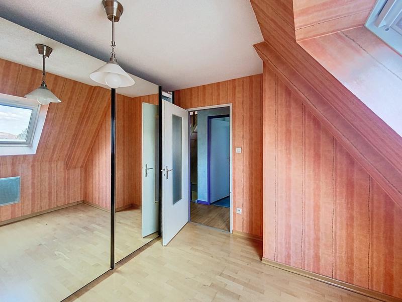 Appartement - 94 m² - 5 pièces