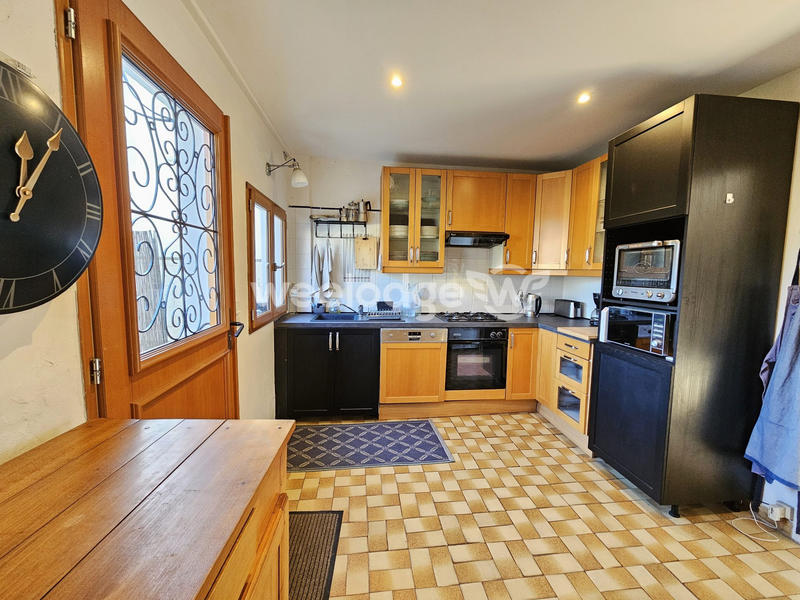 Maison - 145 m² - 6 pièces