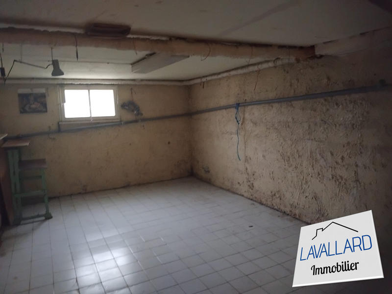 Maison traditionnelle - 90 m² - 5 pièces