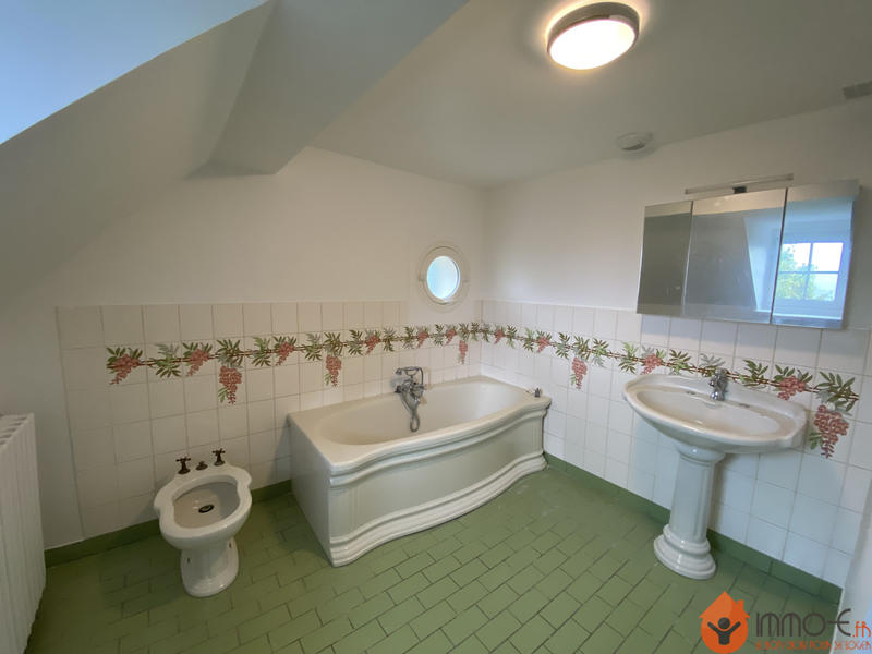 Maison - 130 m² - 7 pièces