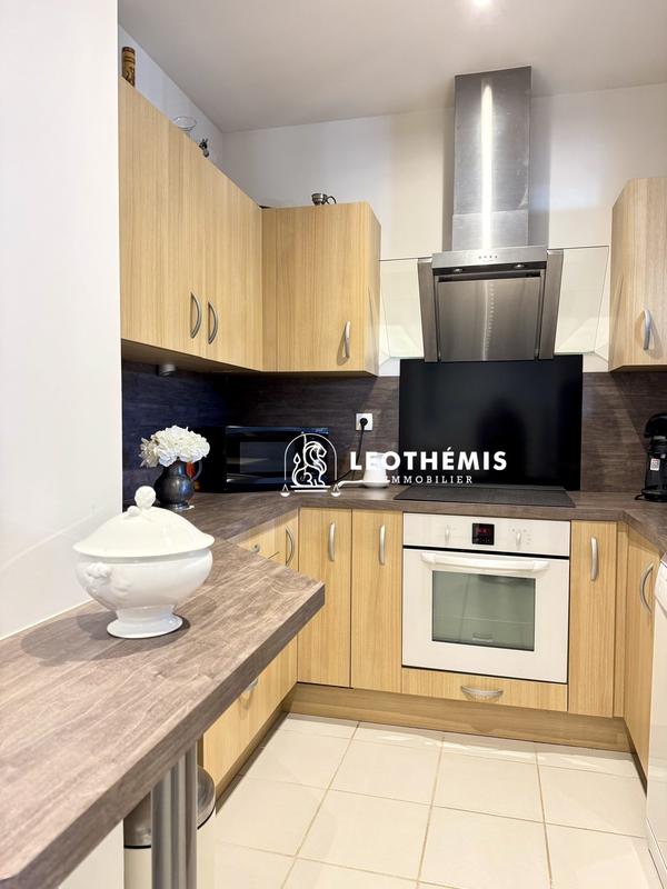 Appartement - 85 m² - 3 pièces