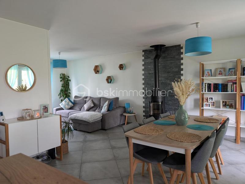 Maison - 103 m² - 5 pièces