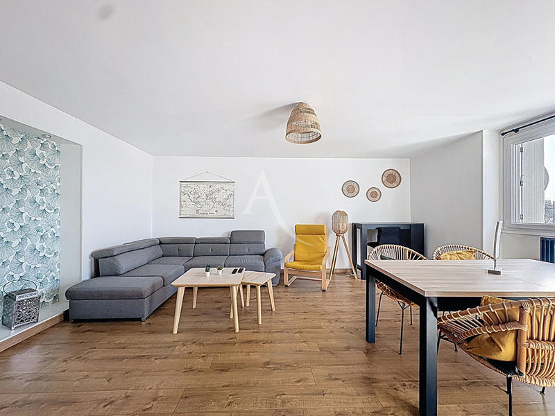 Appartement - 92 m² - 4 pièces